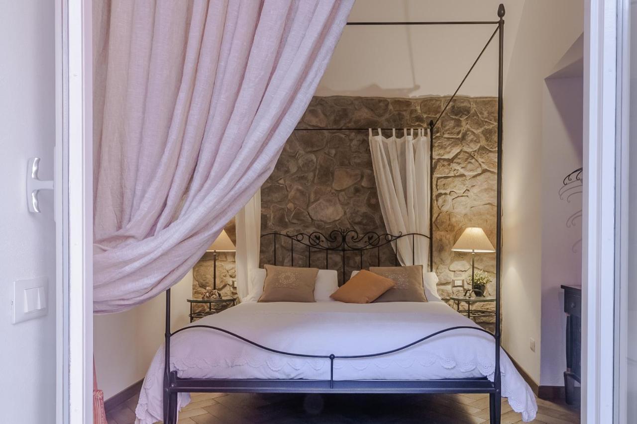 Apartment Loppia Secret Garden By Wonderful Italy *